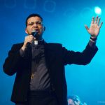 AO VIVO: Show com Padre Delton Filho