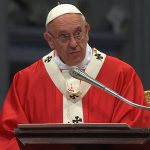 Papa: oração é principal caminho para sair dos fechamentos