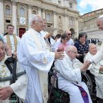 Sexta da misericórdia: Papa visita padres idosos e doentes