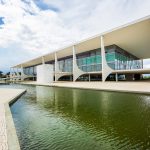 Compreenda: a natureza da política é boa ou ruim?