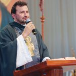 É preciso afastar-se do pecado