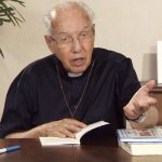 Aprenda a fazer o estudo bíblico com Monsenhor Jonas Abib