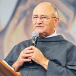 AO VIVO: Frei Elias Vella prega no Acampamento Quem Como Deus?