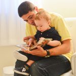 Como os pais podem auxiliar na alfabetização dos filhos