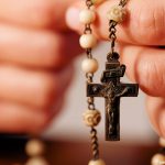 Conheça a oração do Santo Rosário e sua importância