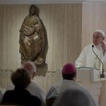Papa alerta sobre “religião de maquiagem” e orienta à humildade