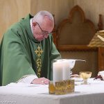 Papa destaca males causados pelas inimizades