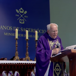 Mensageiros do amor que vem - com Mons. Jonas Abib no Hosana 2014!