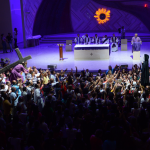 Participe da procissão do encontro na Canção Nova