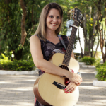 Adriana Gil participa do 'Bate-papo com o músico'
