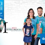 O vestuário Jesus Misericordioso está disponível para todas as idades!