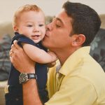 Qual é a diferença entre mimar e dar afeto?