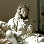 A Mãe da Misericórdia em sua via dolorosa