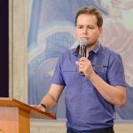 Pessoas novas por obra do Espírito