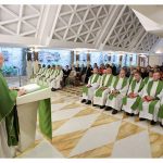 Não fechar as portas da Igreja para quem precisa, pede Francisco