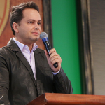 #FéeMilagres - Deus faz o milagre com o que temos - Márcio Mendes