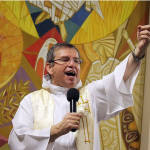 AO VIVO: Padre Alberto Gambarini prega no Cenáculo Canção Nova
