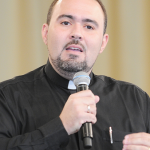 A grandeza e a singeleza do amor infinito de Deus - Padre Bruno Costa