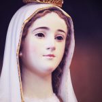 Maria quer trazer o amor e a simplicidade de volta para nossa vida