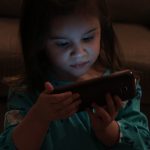 O mal dos eletrônicos no desenvolvimento dos filhos