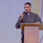 AO VIVO: Padre José Neto prega na Quinta-feira de Adoração