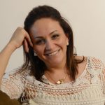 O que torna uma mulher elegante?