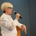 AO VIVO: Gisela Savioli prega no Kairós a Cura da Depressão