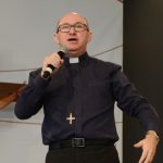 AO VIVO: Padre Marcio Vignoli prega na Quinta-feira de Adoração