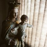 Dilacerados nos braços de Maria