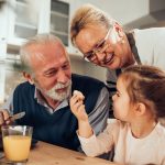 A importância dos avós para o desenvolvimento emocional dos netos