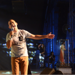 Pitter Di Laura canta