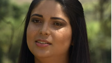 Jovem testemunha como superou a perda da família