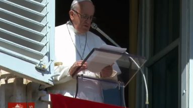 Ai de vós: não sigam os distribuidores fáceis de felicidade, pede o Papa