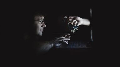 O que a Igreja fala sobre o pornografia?