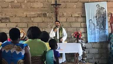 Ciclone em Moçambique: Vamos nos unir em oração, pede padre