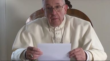 Papa aos marroquinos: venho como peregrino de paz e de fraternidade