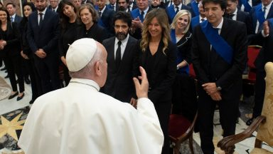 Desequilíbrios aumentam a marginalização, afirma Papa