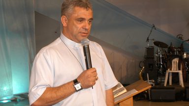 Pregação com padre Léo
