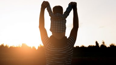 O Amor de Deus supera a medida do amor humano