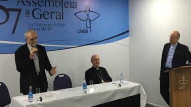 57ª AG: comissão prepara normativa para as mídias católicas
