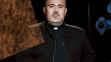 Padre Bruno reza pela libertação do mal do medo