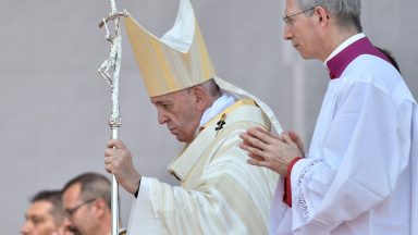 Papa beatifica 7 bispos: deixaram ao povo romeno uma herança preciosa