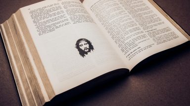 Levemos a misericórdia a todos os necessitados