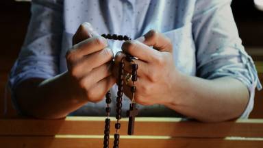 Reze o Santo Terço