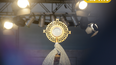 Adoremos ao Santíssimo Sacramento
