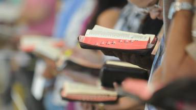 Pregação com Pe Márcio Leandro