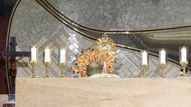 24h para o Senhor direto do Santuário