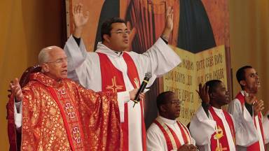 Renovados pelo fogo de Pentecostes