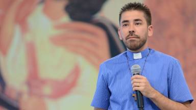 O silêncio de Deus forma profetas
