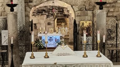 Adoração Eucarística na Basílica da Anunciação, em Nazaré